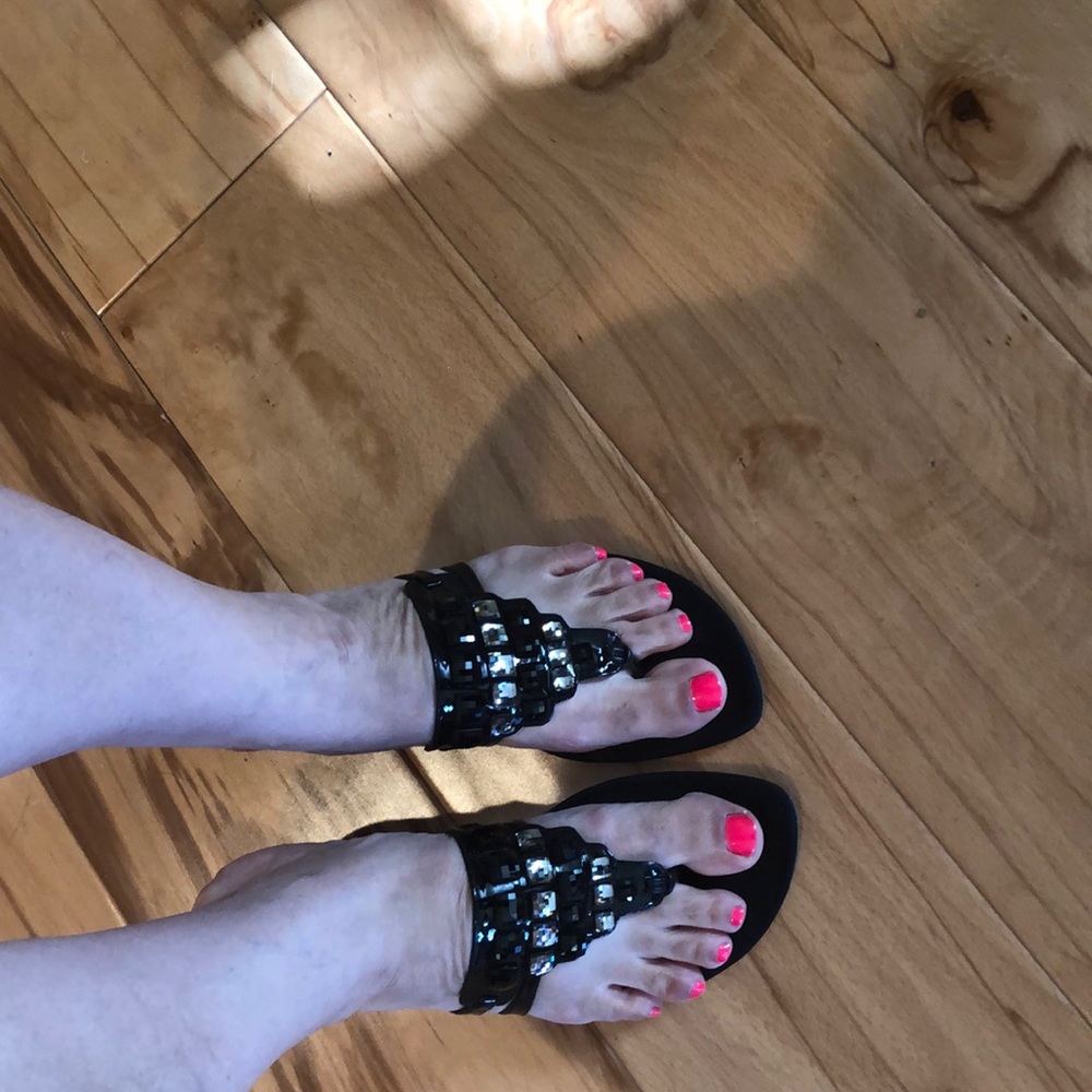 Stuart Weizmann low heel sandals